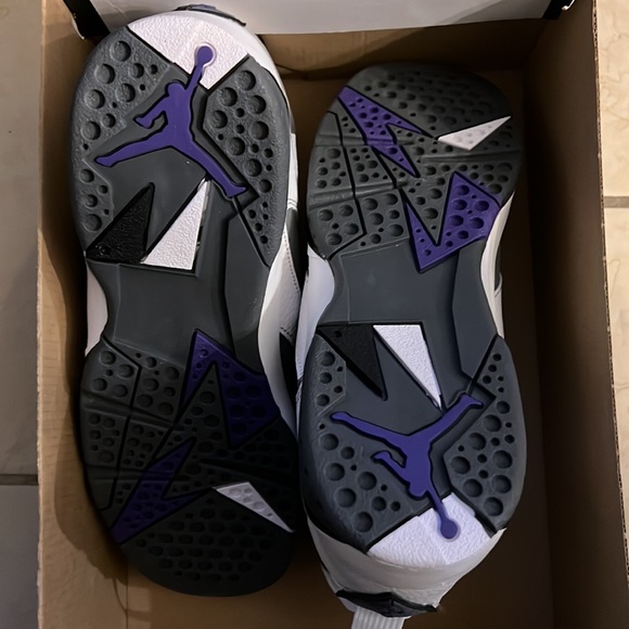 Air Jordan 7 Sneakers - Picture 12 of 13